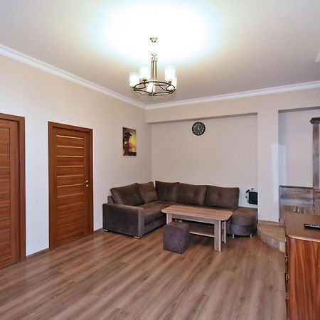 Yerevan Home Eksteriør billede