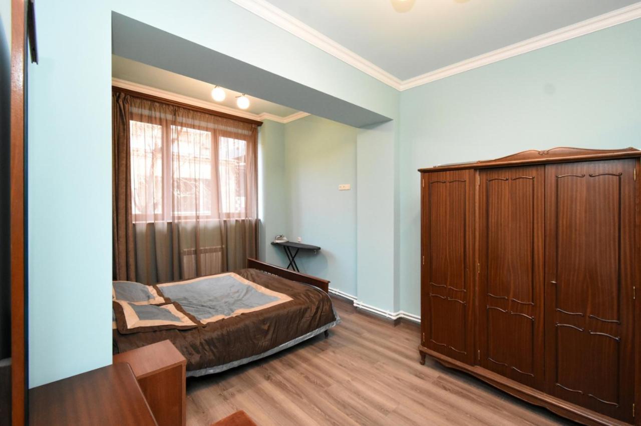 Yerevan Home Eksteriør billede